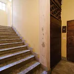 Golden House Buddyrent