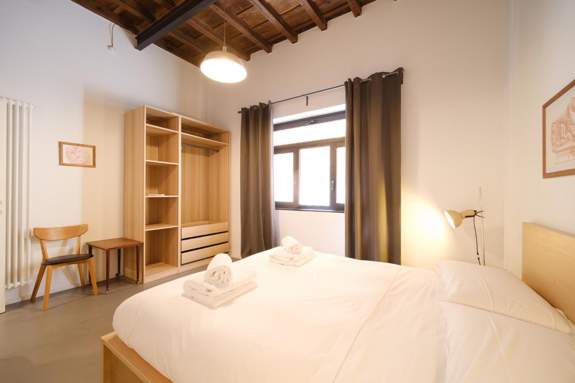 Golden House Buddyrent