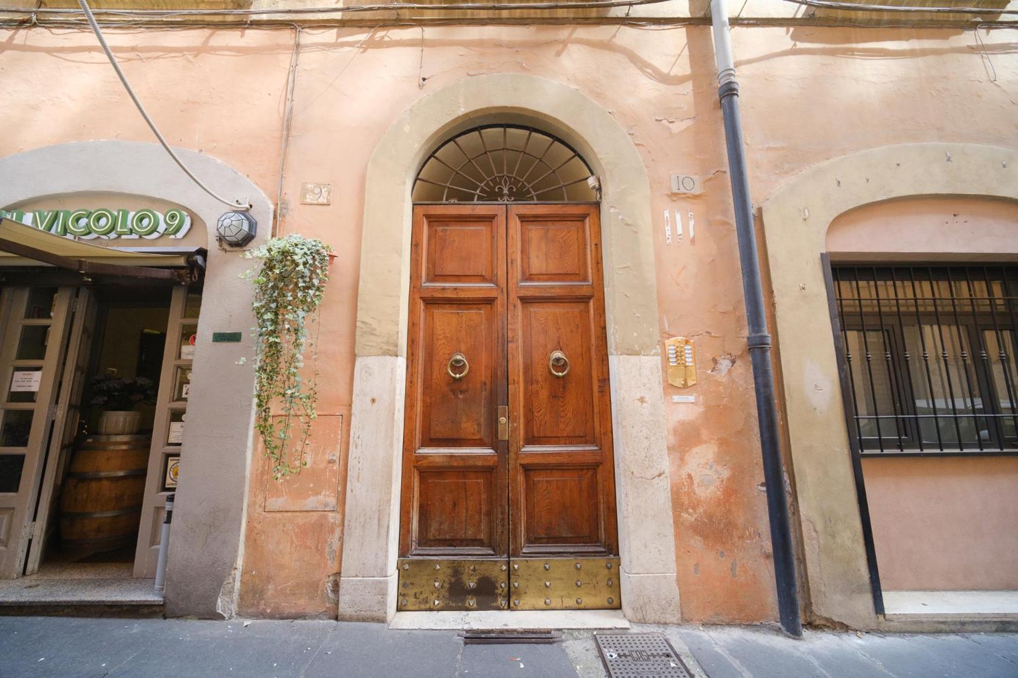 Golden House Buddyrent Apartment *